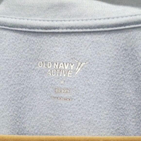 Old Navy Active, Go Dry, Zip Up Running Jacket , Size Medium - Picture 2 of 6